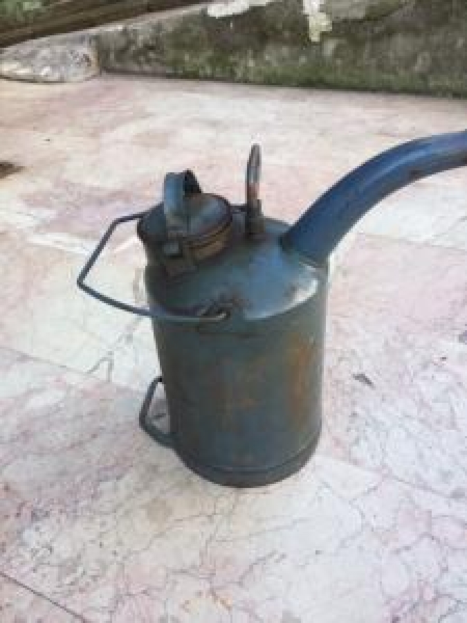 BENZİN OİL GASOLİNE TAŞIMA BİDON 10 LT ÖZEL FİLTRE SİSTEMLİ TAŞINABİLİR GALVANİZ GRİ METAL METAL GALON 