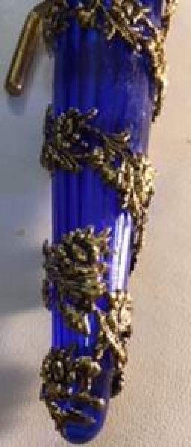 OTO ÖN CAM KARANFİLLİK BOHEM EL İŞLEMELİ KİRKOR USTA İMALATI CAM VAZO AKSESUAR