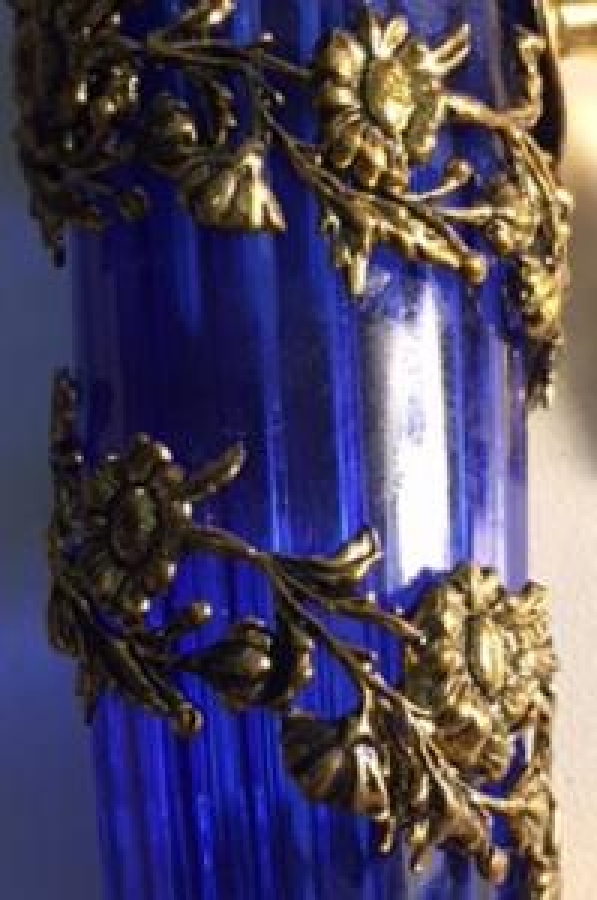 OTO ÖN CAM KARANFİLLİK BOHEM EL İŞLEMELİ KİRKOR USTA İMALATI CAM VAZO AKSESUAR