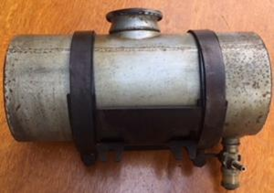 SIVI YAKIT DEPO ÇOK AMAÇLI DIŞDAN TAKILAN GASOLİNE TÜM MOTORLAR İÇİN 