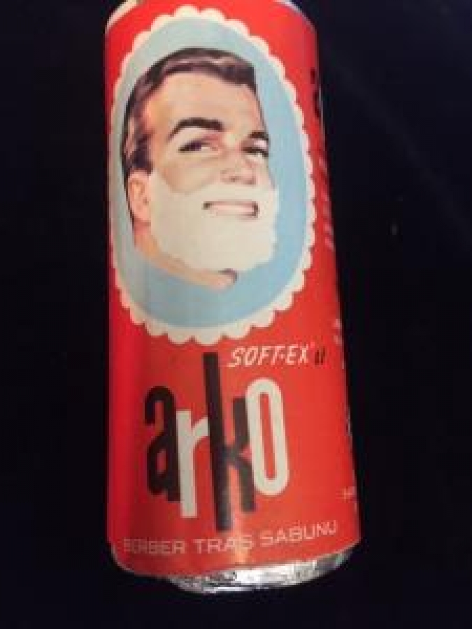 ARKO BERBER KREMLİ KOLULU TRAŞ SABUNU SOFT-EX Lİ 75 GR 1960 YIL 
