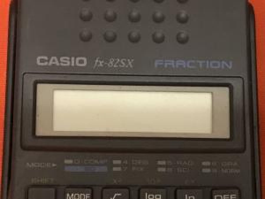 CASIO FX 82 SX HESAP MAKİNE PİLLİ ÇALIŞIR MUHAFA KILIFLI 