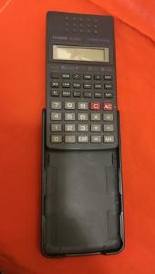 CASIO FX 82 SX HESAP MAKİNE PİLLİ ÇALIŞIR MUHAFA KILIFLI 