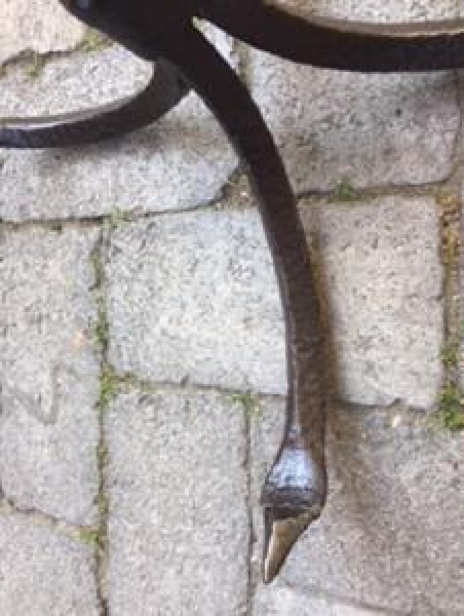 EL DÖĞME DEMİR 4 UCLU HALKALI CIPA 65 CM BOYUNDA