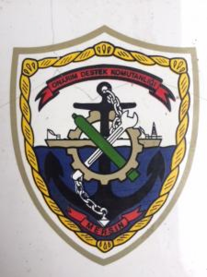 PORSELEN ÜZERİNE GEMİ ASKER TAMİR ONARIM ÜSTÜN BAŞARI ŞİLT MERSİN 