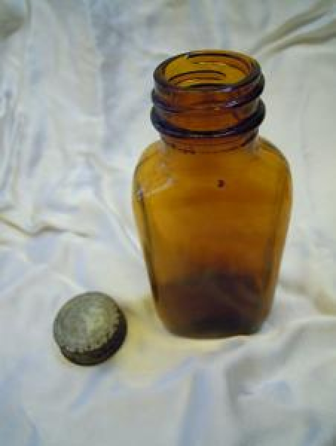 KAPAKLI BOŞ İLAÇ ŞİŞE