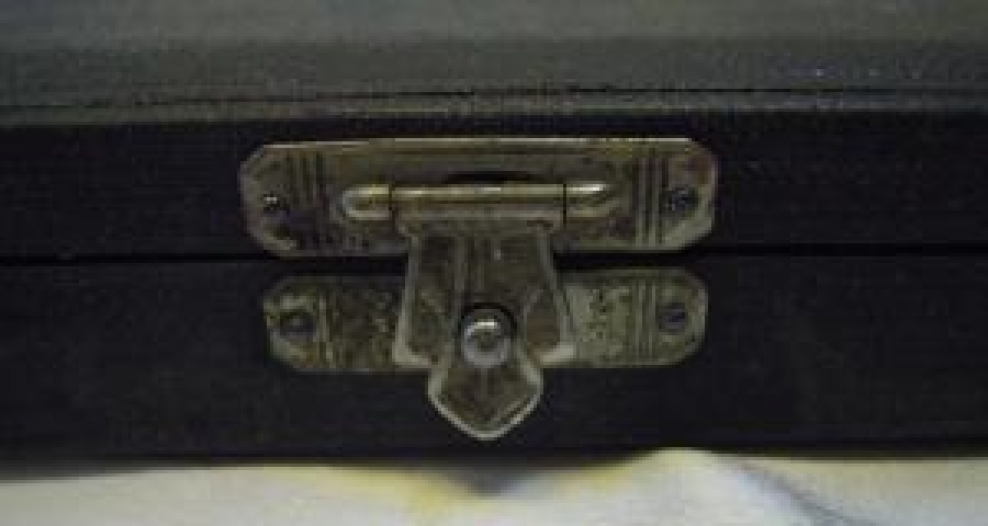 KUTUSUNDA AYARLANABİLİR METAL TIP ALETİ