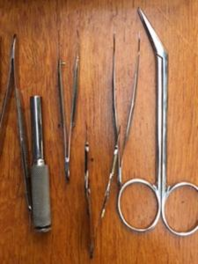 PLASTİK CERRAHİDE KULLANILAN HASSAS OPERASYON AMELİYAT EL ALETLERİ KARIŞIK FARKLI 12 ALET 