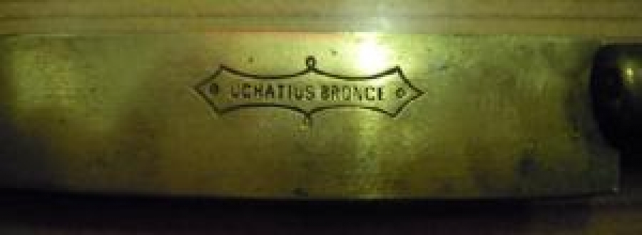 PORSELEN SAP UCHATIUS BRONCE MEKTUP ACICI