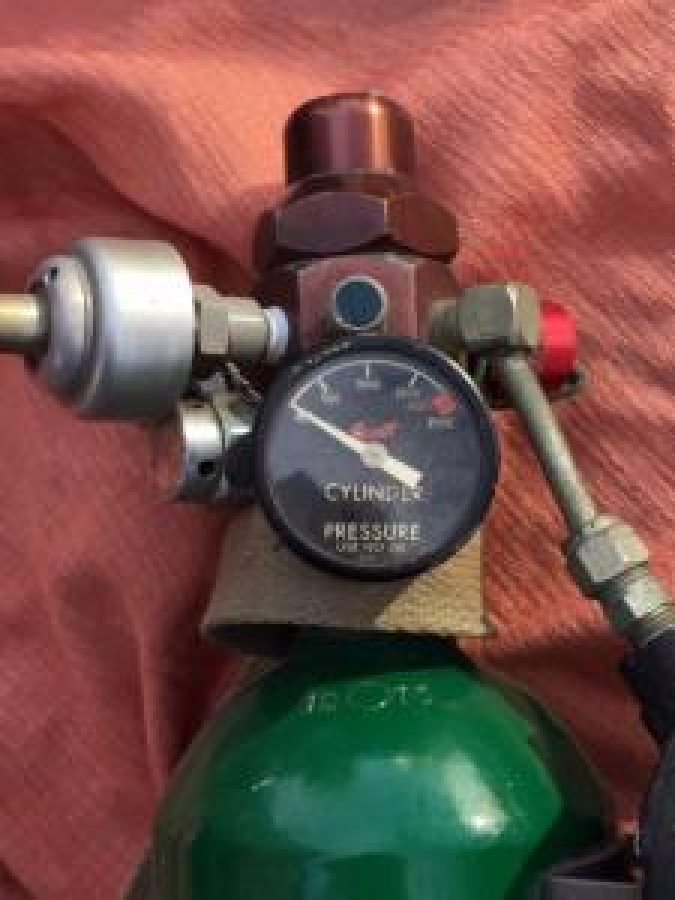 TÜRK HAVA YOLLARI VE ALİTALİA HAVA YOLLARINDA KULLANILMIŞ UÇAK İÇİ ACİL YARDIM OKSİJEN TÜPÜ SCOTT 