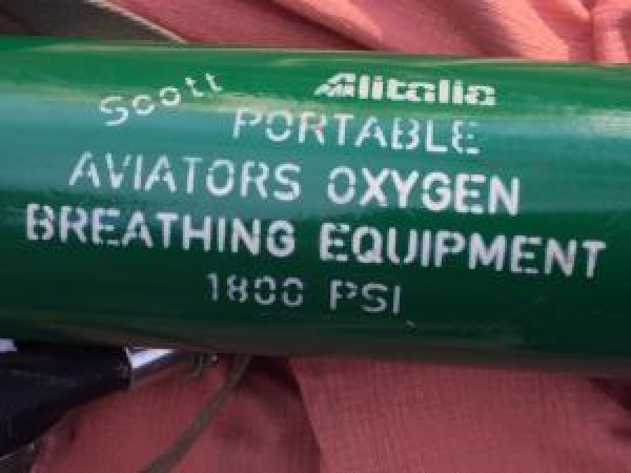 TÜRK HAVA YOLLARI VE ALİTALİA HAVA YOLLARINDA KULLANILMIŞ UÇAK İÇİ ACİL YARDIM OKSİJEN TÜPÜ SCOTT 
