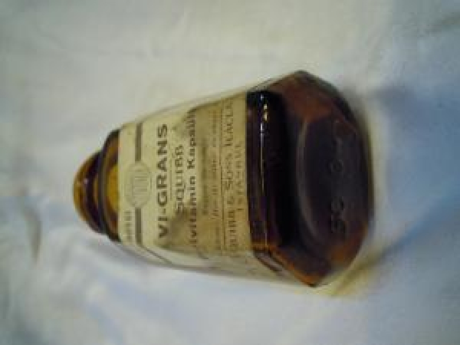 VI-GRANS SQUIBB BOŞ İLAÇ ŞİŞE