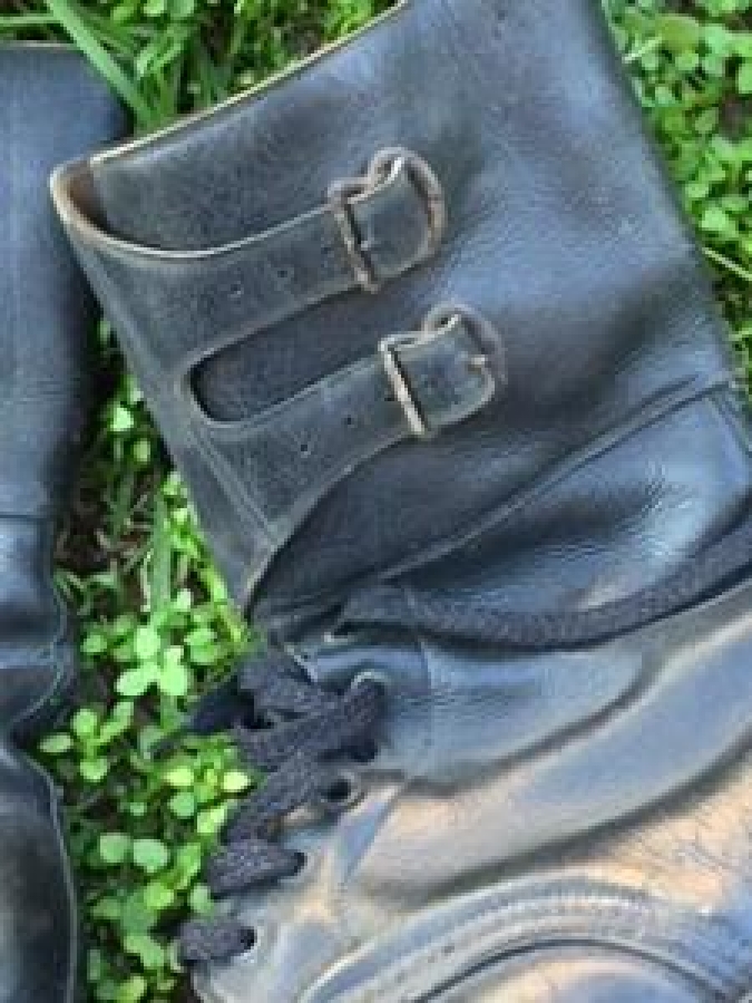 2. DUNYA SAVASI SUBAY ASKERİ BOGAZLI BAGCIKLI AYAKKABI BOT ÇİZME MAKİNE VE EL DİKİŞLİ 