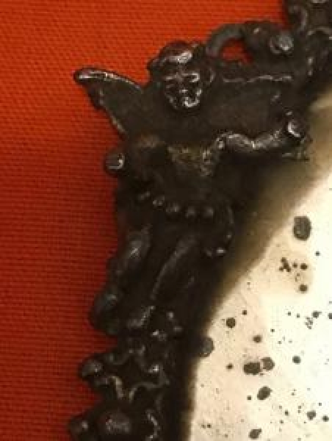 KENARLARI MELEK FÜGÜRLÜ UFAK BOY DUVAR AYNA 