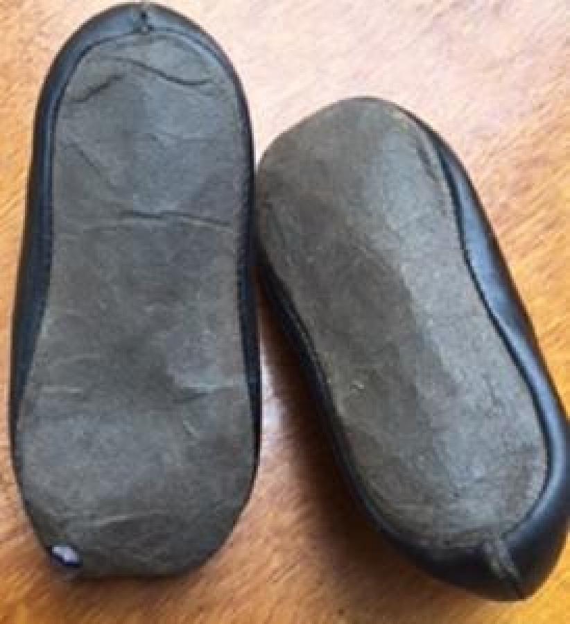 1940  BEBEK ÇOCUK AYAKKABI SİYAH KEMERLİ MODEL KOMPLE DERİ TABAN KUZU KOSELE DİKİM 