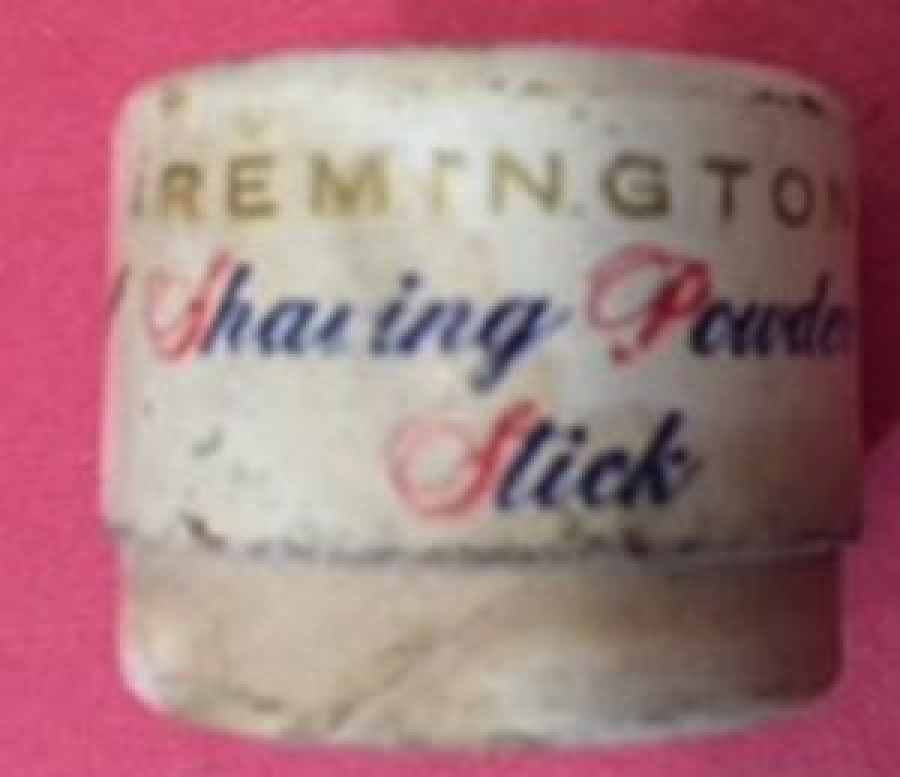 MADE FOR REMİNGTON ROND UNDER OWN. FORMULA NET WEIGHT 37.OI. MADE İN U.S.A. TRAŞ MAKİNESİ BAKIM YAGI