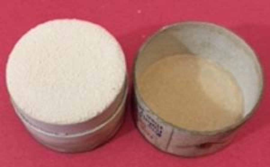 MADE FOR REMİNGTON ROND UNDER OWN. FORMULA NET WEIGHT 37.OI. MADE İN U.S.A. TRAŞ MAKİNESİ BAKIM YAGI