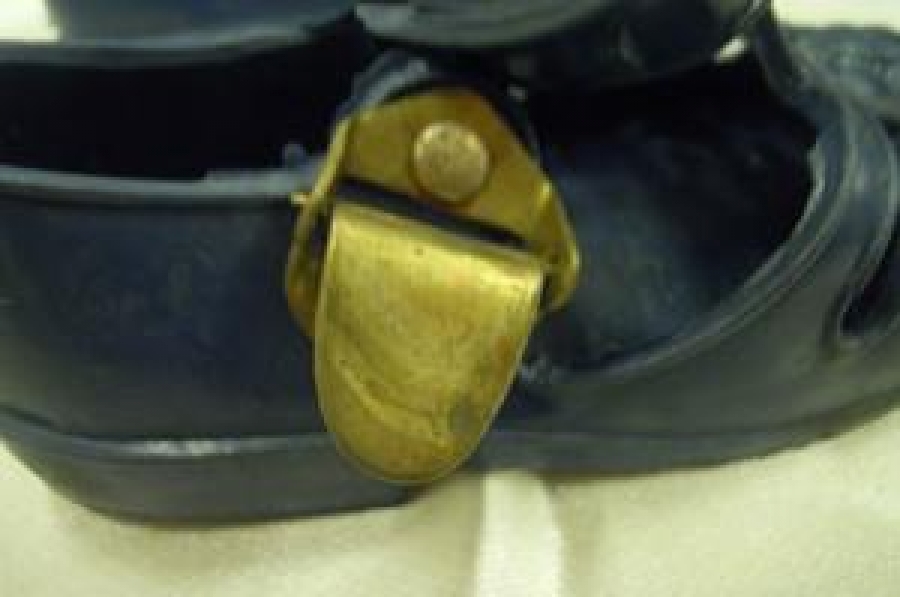 MAVİ YAZLIK LASTİK YANDAN MANDALLI 19 - 20 NUMARA AYAKKABI 