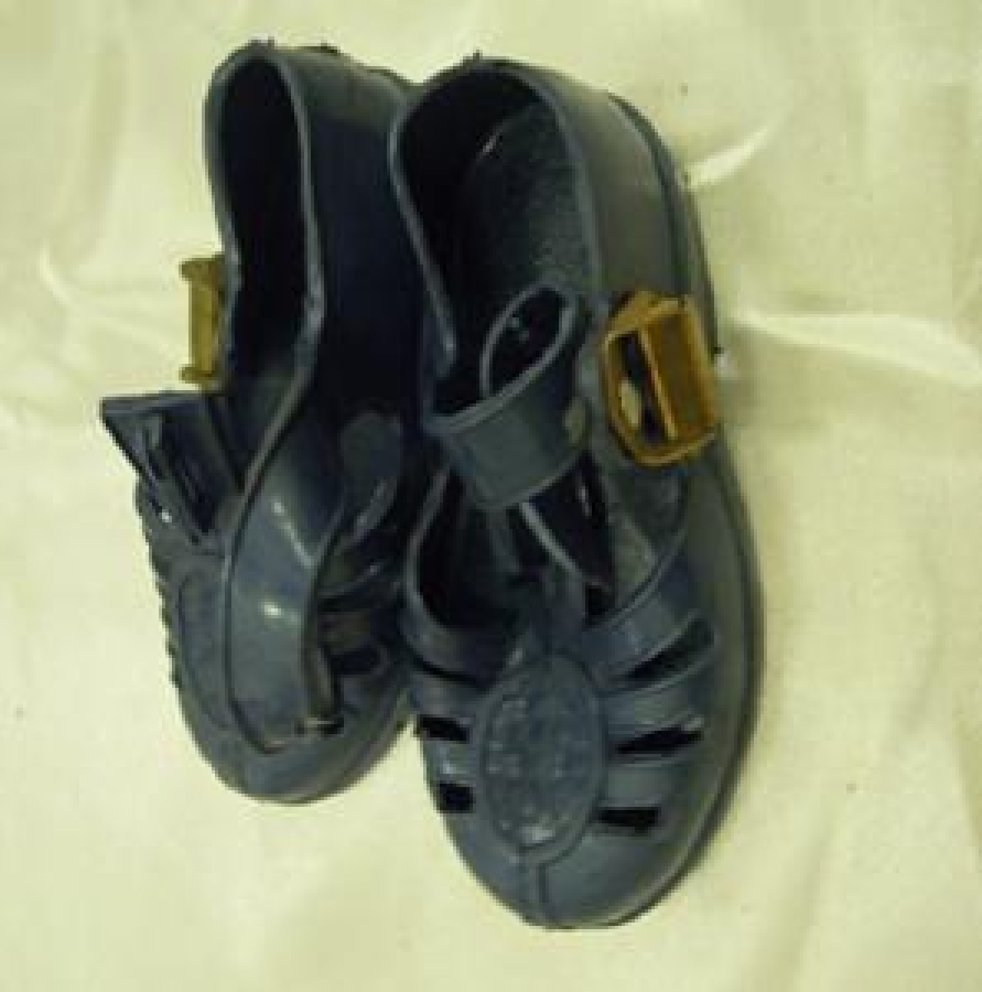 MAVİ YAZLIK LASTİK YANDAN MANDALLI 19 - 20 NUMARA AYAKKABI 