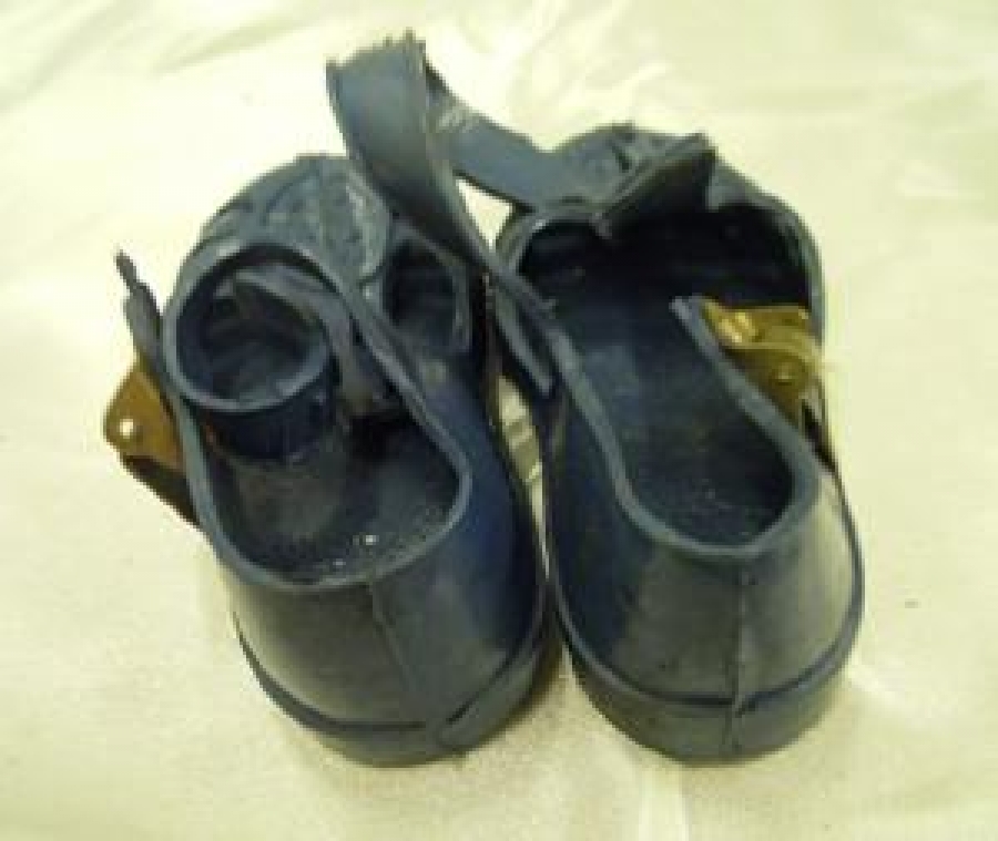 MAVİ YAZLIK LASTİK YANDAN MANDALLI 19 - 20 NUMARA AYAKKABI 