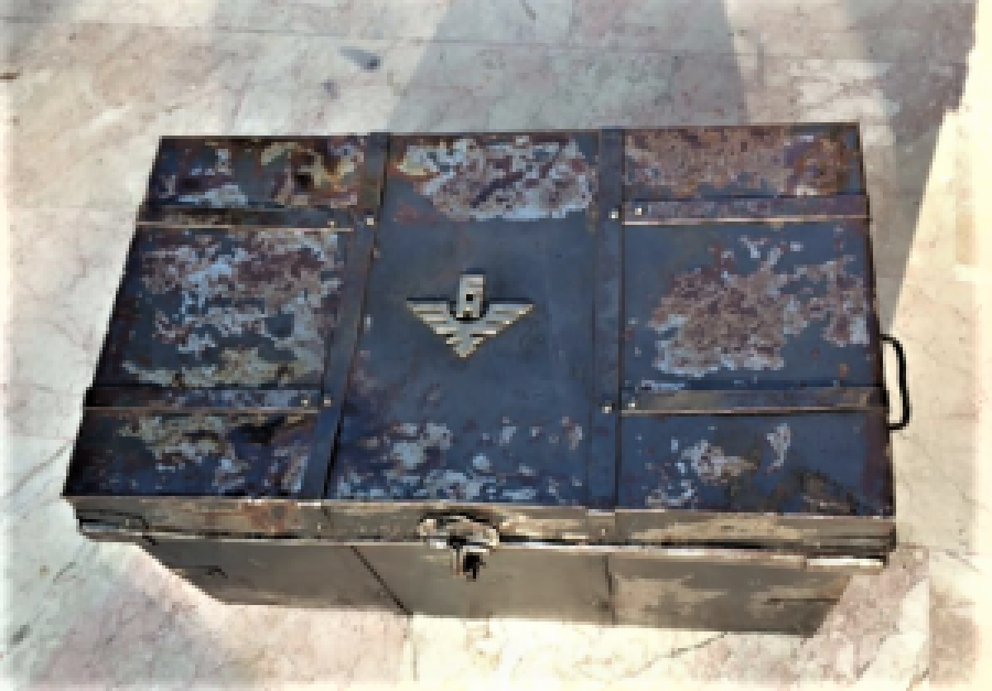 1941 NAZİ ADOLF HİTLER CEPHANE MUHİMMAT SANDIK METAL ÜZERİ NAZİ  ARMALI TAŞIMA KULP VE KİLİT APARATLI ORJİNAL 