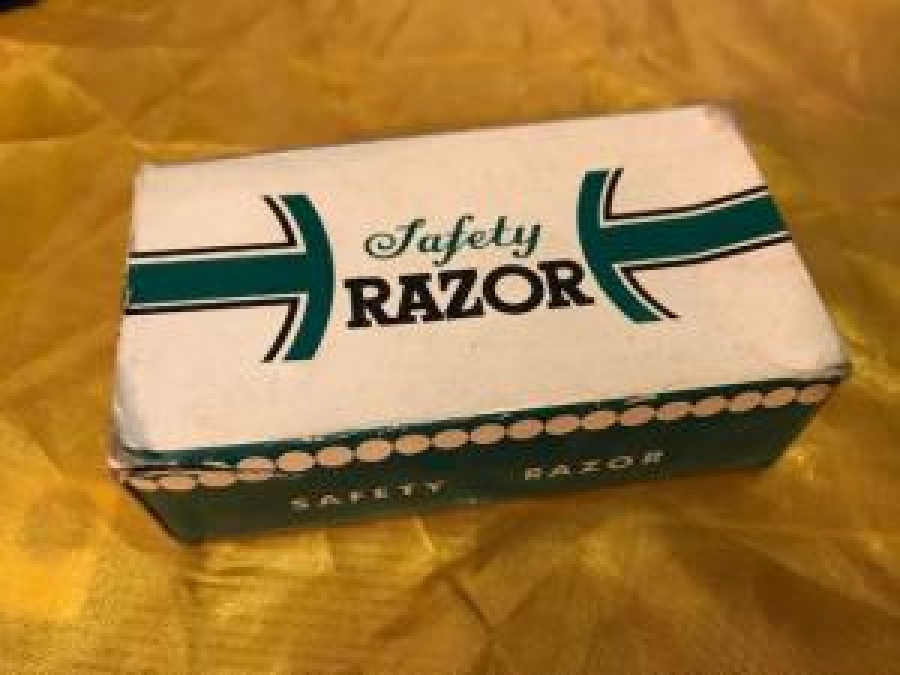 SAFETY RAZOR KUTUSUNDA MEKANİK JİLET Lİ PASLANMAZ ÇELİK TIRAŞ MAKİNE
