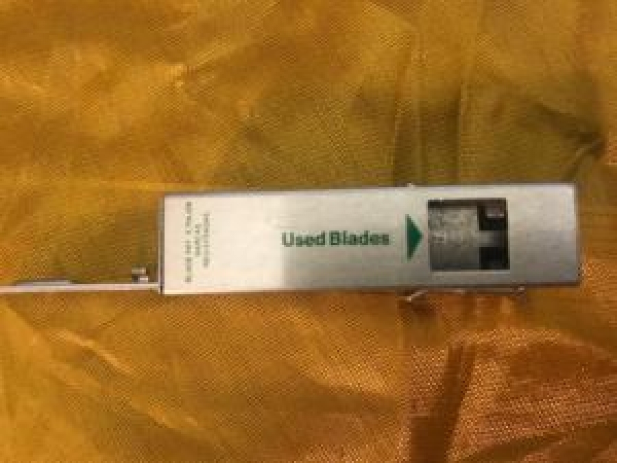 SCHİCK TWİN INJECTOR BLADES BLADE PAT 3.754.329 MARCAS REGISTRADAS KARTUŞ JİLET 