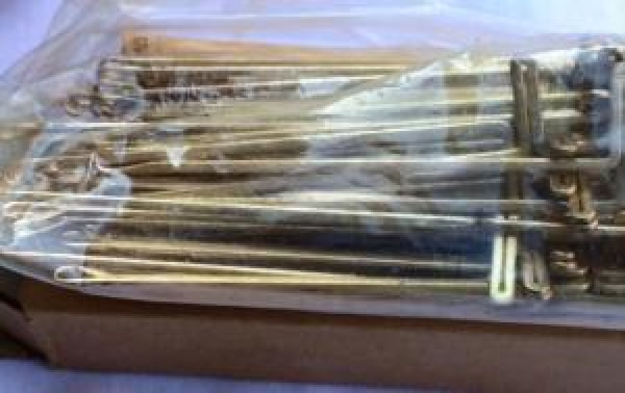 SİLVER SK-300 TRİKOTAJ MAKİNESİ JAPON MALI ÇANTA TİPİ 