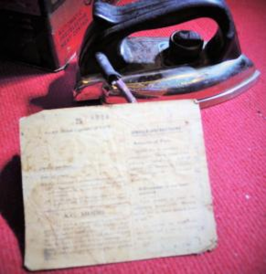 ÜTÜ KROM BAKALIT SAP PRILECT BRITISH MADE AUTOMATIC TENEKE KUTUSUNDA 