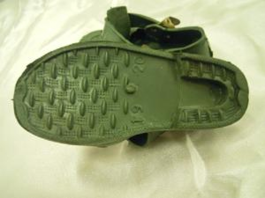 YEŞİL ÇOCUK YAZLIK LASTİK MANDALLI AYAKKABI 19 - 20 BEDEN AYAK KABI 