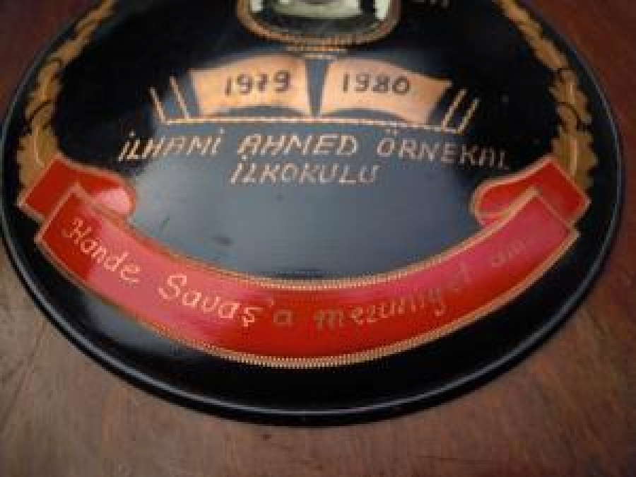5 - C 271 1979 - 1980 İLHAMİ AHMED ÖRNEK AL İLK OKULU HANDE SAVAŞ'A MERUNİYET ANISI 