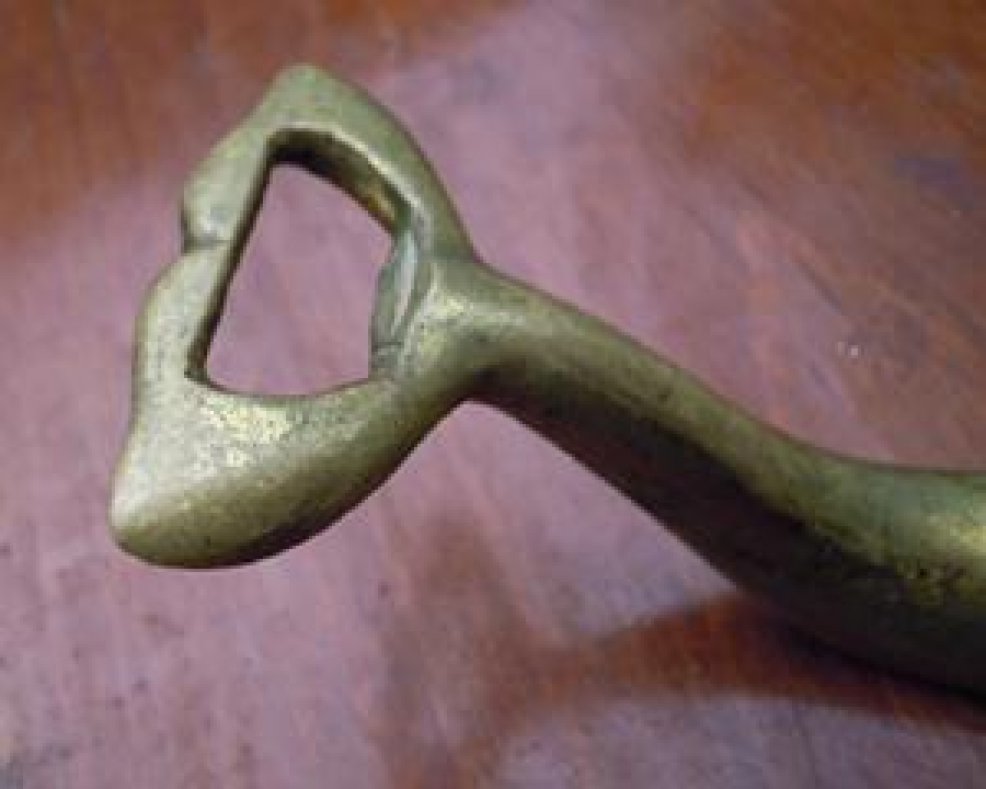 BRONZ YUNUS BALIK İKİ AMAÇLI MEŞRUBAT KAPAK AÇACAK 