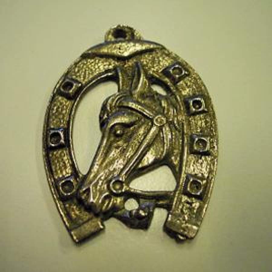 DÖKÜM AT NALI UĞUR VE NAZARLIK