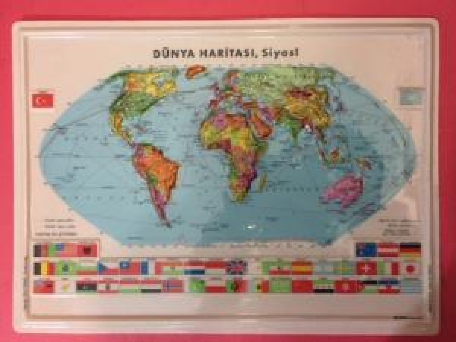 DÜNYA HARİTASI KABARTMA RENKLİ PLASTİK 30 X 21 ÖLÇÜLERDEDİR 