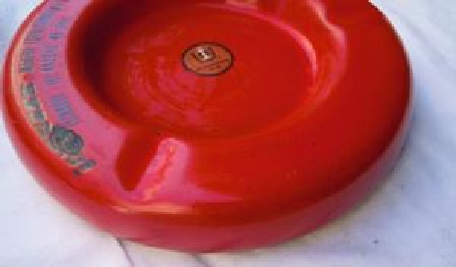 1950 EMAYE KIRMIZI REKDE KÜLLÜK İNPRESS MADENİ EŞYA SANAYİ VE TİCARET A. Ş. İSTANBUL TEL : 442943. 451557 