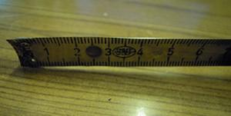 İKİ 2 METRE Sİ METAL DAN YAPILMIŞ DIŞI METAL KROM ÖLÇÜ 