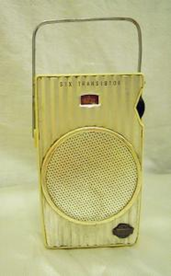 1963 BROWNI YTR-603 CBC CHARLES SIX TRANSISTOR PİLLİ TAŞINABİLİR RADYO 