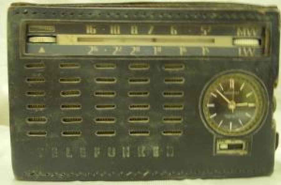 1964 TELEFUNKEN TİCCOLO RADİO POCKET MEKANİK KURMALI ALARM SAATLİ 