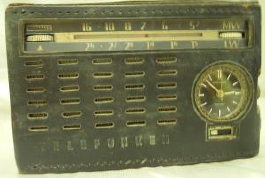 1964 TELEFUNKEN TİCCOLO RADİO POCKET MEKANİK KURMALI ALARM SAATLİ 