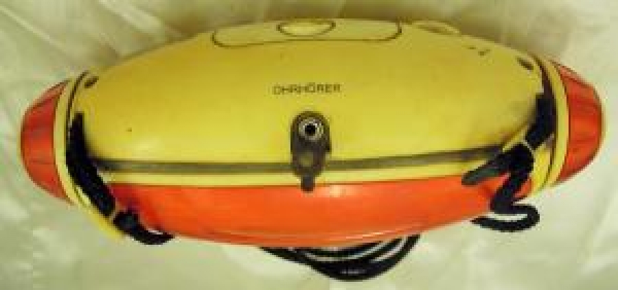 2 DALGA BEYZBOL TOPU ŞEKLİNDE TASARLANMIŞ TRANSİSTÖRLÜ PİLLİ RADYO 