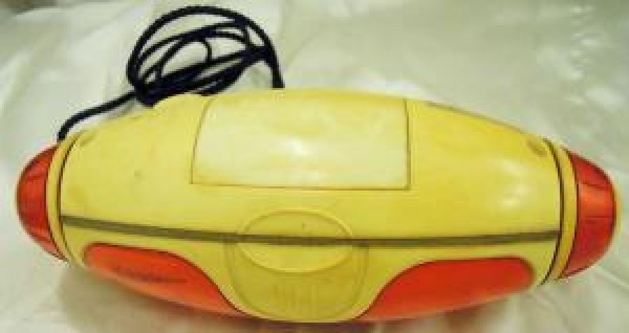 2 DALGA BEYZBOL TOPU ŞEKLİNDE TASARLANMIŞ TRANSİSTÖRLÜ PİLLİ RADYO 