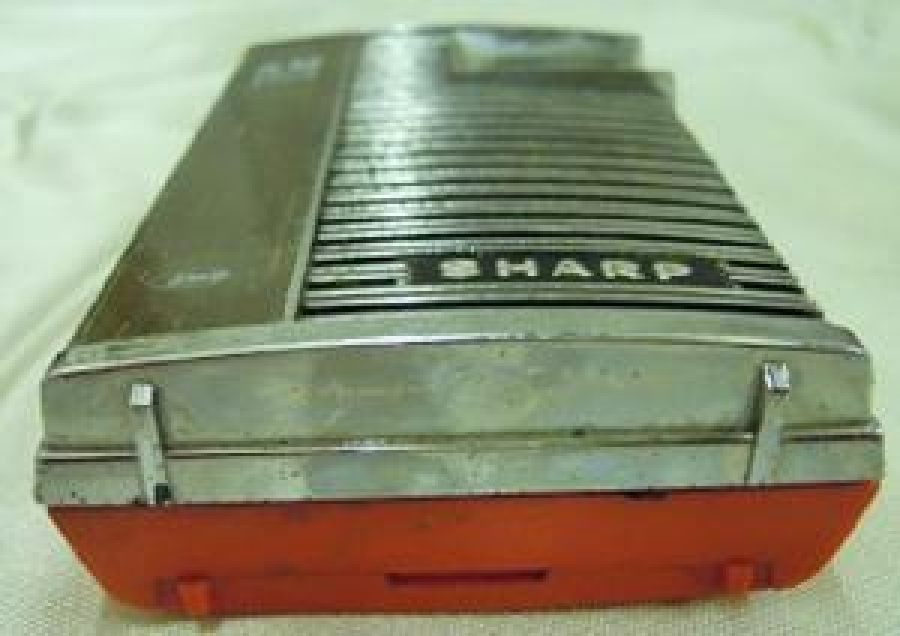 A M SOLID STATE SHARP PİLLİ CEP RADYO 