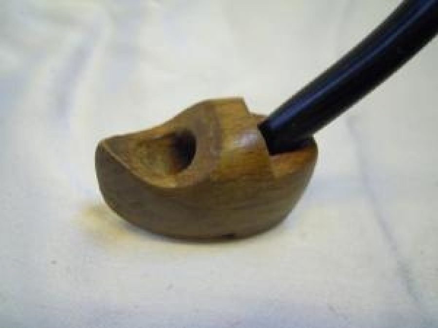 AYAKKABI TARZINDA SİGARA TAKILAN AHŞAP AĞIZLIK