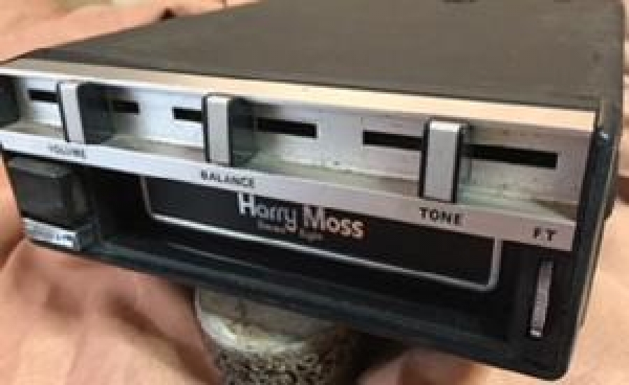 HARRY MOSS STEREO 4 KANAL KARTUŞ KASET ÇALAR OTO TEYP 