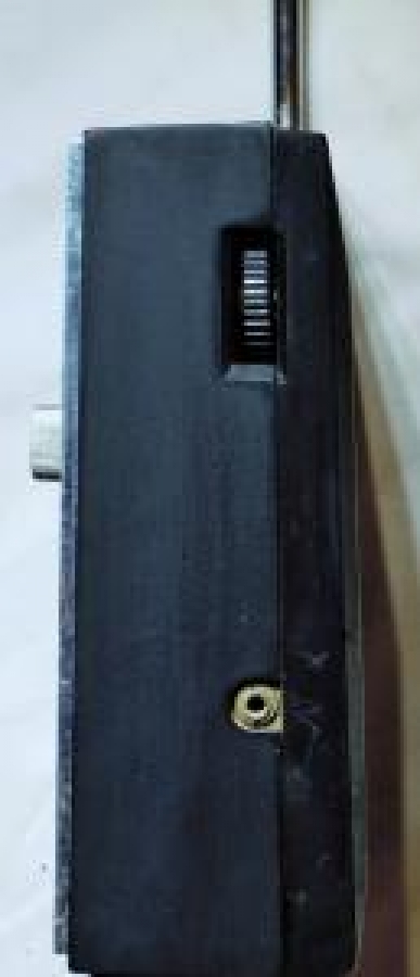 HIGHWAVE 14 TRANSISTOR PORTABLE RADIO FM-1401 MEKANİK TRANSİSTÖRLÜ PİLLİ ÇANTA RADYO 