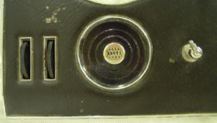 MASA ÜZERİ KALEMLİ RADYO POSS TRADE MARK REG. U.S. PARTT. OFF.ISSUED. 