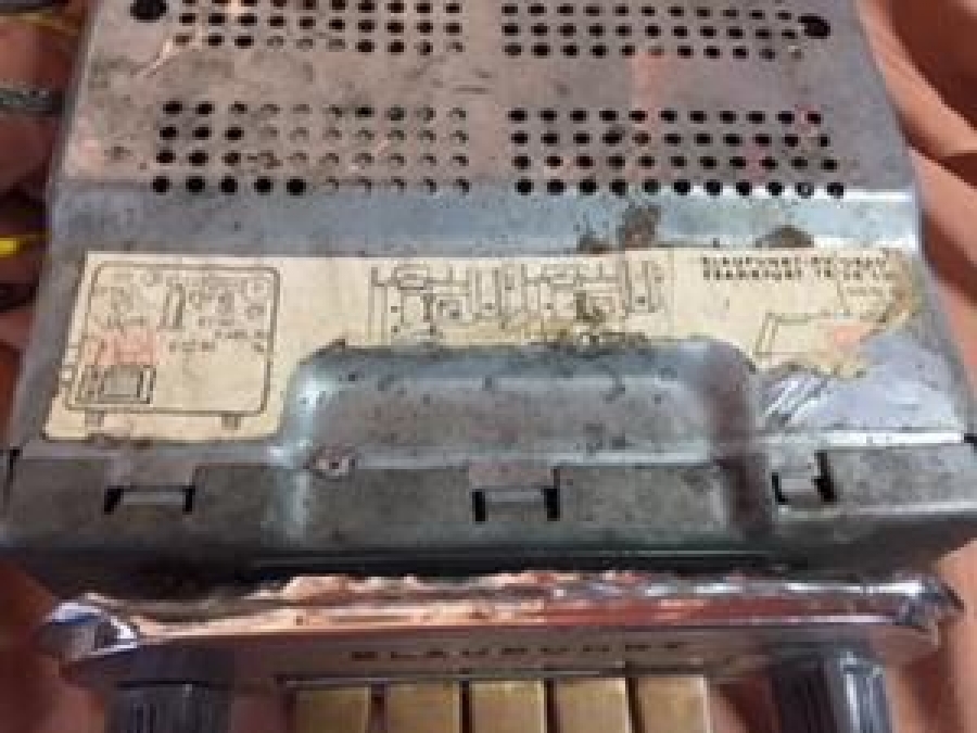 MEKANİK HAFIZALI BLAUPUNKT FARNKFURT TR DE LUXE KLASİK RADYO FM - 1964 