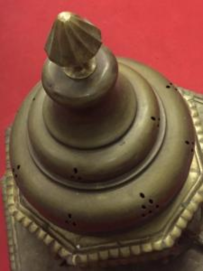 KAPAKLI MANGAL TAM TAKIM OSMANLI SÜLEYMANİYE İŞİ PİRİNÇ KOMPLE EL İŞÇİLİKLİ ORJİNAL YEDİ KÖŞELİ PİRİNC TEPSİLİ KONAK İŞİ  MANGAL 