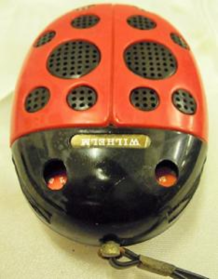 PİLLİ RADYO WILHELM BRIT ISH REGISTRATION NO.967397 MADE İN HONG KONG RADYO 