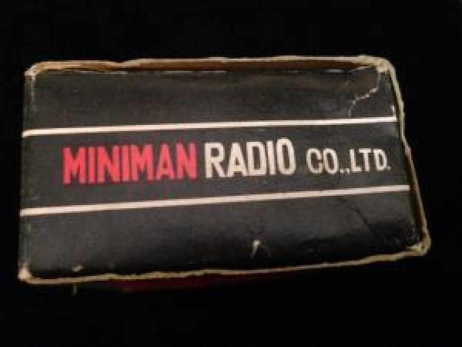 RADYO MİNİMAN GERMANIUM CRYSTAL FUZE TİP PİLSİZ TOPRAK ANTEN YETERLİ JAPON MALI 1960 YILLAR KUTUSUNDA KOLEKSİYON